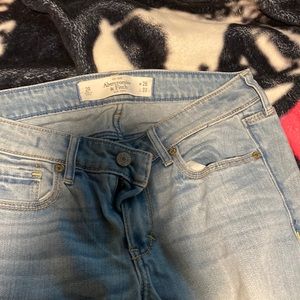 Abercrombie & Fitch Size 2R Jeans